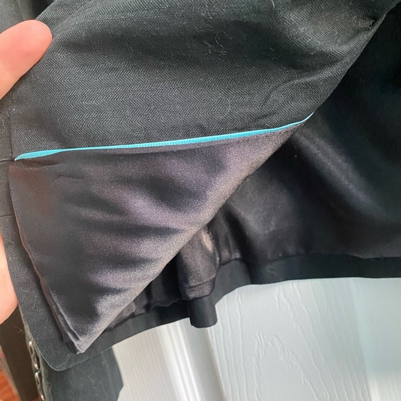 ❤️ Black Gap blazer ❤️ - Picture 8 of 11